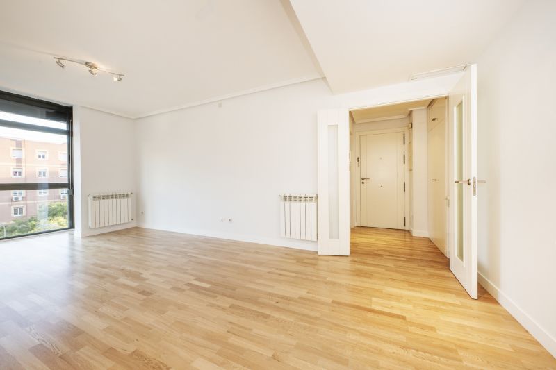 Oak Floor Refinishing in Olathe, KS